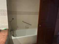 -曼谷拉差达绿宝石酒店