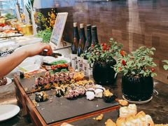 -云端西餐厅(南宁龙光那莲豪华精选酒店)