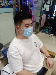-阿兵荣辉美容理发有限公司