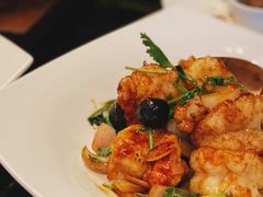 黑蒜大千虾球-北京四季酒店·采逸轩