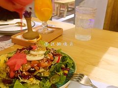 -麦甜创意轻食餐厅(西康路店)