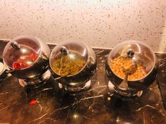 -阿香米线(余姚五彩城店)