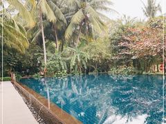 -三亚湾海居铂尔曼度假酒店