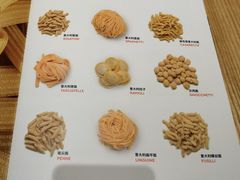 -MOMENTI手工意面(晶耀前滩店)