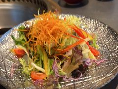 -铭牛烧肉·和牛海鲜自助(高新月牙湖店)