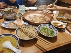 -洱火云南酸菜牛肉火锅(石景山当代商城店)