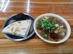 -老字号贾家肉丸糊辣汤(光明巷店)