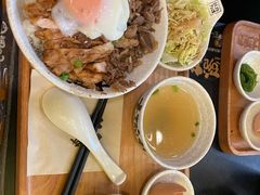 -熊吞·大碗丼烧肉饭(济宁万达广场店)