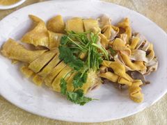-强记湛江鸡饭店·二十七年老字号(拱北店)