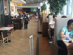 -必胜客(机场路店)
