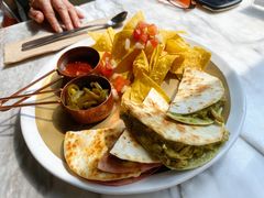鸡牛双肉芝士墨西哥馅饼-The Rug Cafe(王府中环店)