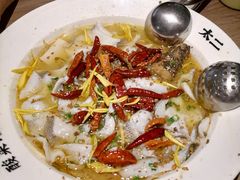 -太二酸菜鱼(菱角湖万达店)