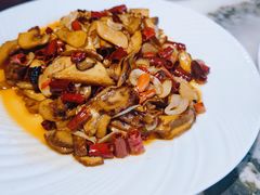 -蔼若春.传承云南菜(金碧公园店)