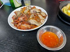 腊味三拼-港澳烧卤馆