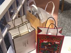 -奈雪的茶(湖滨银泰in77C区PRO店)