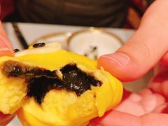 猪仔包-翡翠小城·海鲜豆捞·广式点心(老佛爷店)