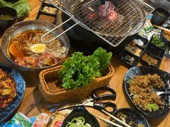 -合易泓烤肉·海肠捞饭(火车站店)