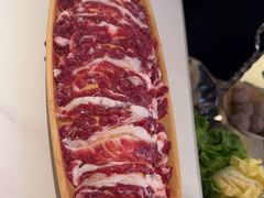 -左庭右院鲜牛肉火锅(金山万达店)
