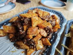 -维吾尔餐厅(宜山路店)