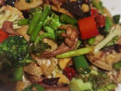 -老兰家传统烧烤炒菜泡馍(小南门店)