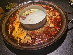 -渝涯重庆豆花老火锅(中赢国际店)