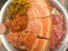 -梁阿婆廿年老牌扣肉糯米饭