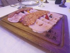 -俄士厨房(环球港店)