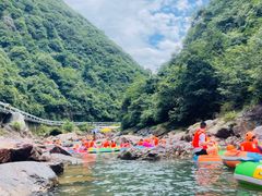 -安吉龙王山峡谷漂流