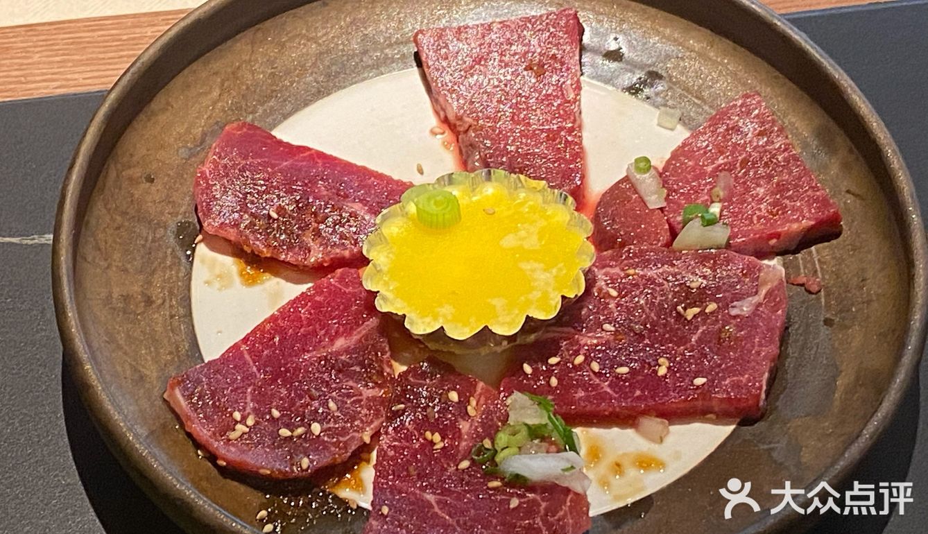 点了特厚黑牛牛舌，很特别，喜欢吃牛舌的一定要来试一下！