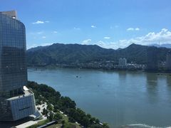 -醉江景酒店式公寓(桐庐利时广场店)