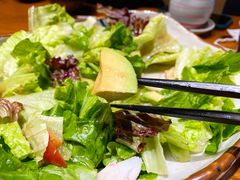 牛油果沙拉-炎蔵牛舌烤肉