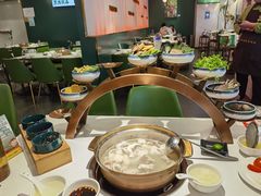 -烹然四季椰子鸡火锅(姚家园万象汇店)