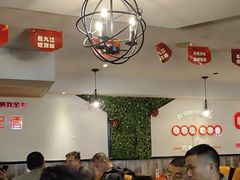 -顶峰夜宴·龙虾烧烤大排档(九江学院店)