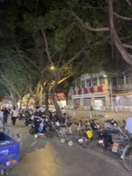 -一德国际玩具文具精品广场(一德路地铁站店)