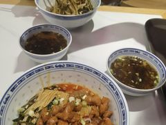 -鲁达面馆本帮风味(共康东路店)