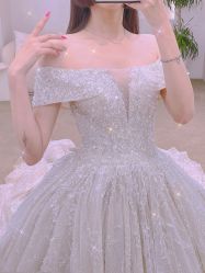 -洋洋婚纱品牌集合店