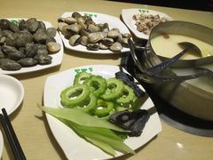 -蒙肥羊·酸汤潮牛·鲜牛肉火锅烤肉自助(岗顶店)