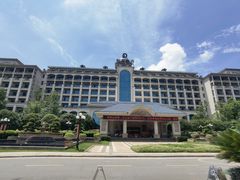 -湖北文旅洪宾红莲湖酒店