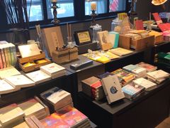 -阅西安新华书店(翠华南路店)