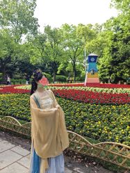 -汉仪华裳汉服馆(打浦桥店)
