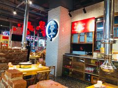 大堂-么肆烤肉·中式自助·烤肉大排档(街道口季佳PAI店)