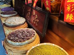 -吃饭皇帝大土家民族菜(正大广场店)