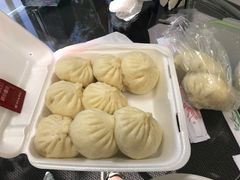 -小哥包子铺