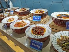 -锤头鲨毛肚海鲜烤肉自助餐厅(国购广场店)
