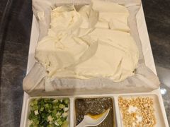 原浆一块豆腐-95号酱骨·一块豆腐(展春园西路店)