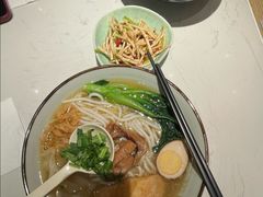 -鑫花溪牛肉米粉(凤凰街创始总店)