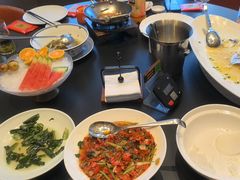 -新天明砂锅鱼头煲