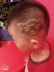 -Mini Me儿童美发王国(友好时尚购物城店)