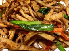 茶树菇炒鱿鱼-竹里馆·淮扬菜·功夫茶(老门东店)