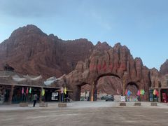 -天山神秘大峡谷